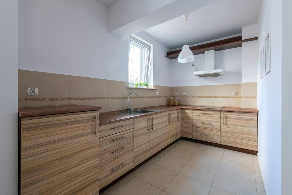 وارسو Sleepwithus Liwiecka 17 Apartment المظهر الخارجي الصورة